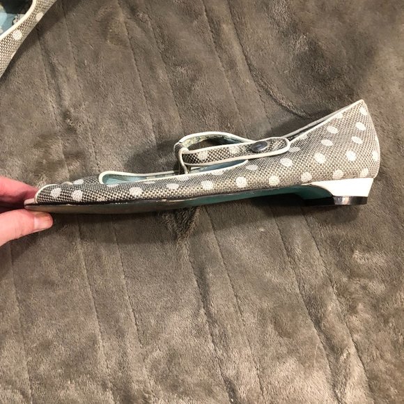 Size 39 Irregular Choice Mary Jane, peep toe, kitten heel, polka dotted, shoes. - Picture 3 of 10